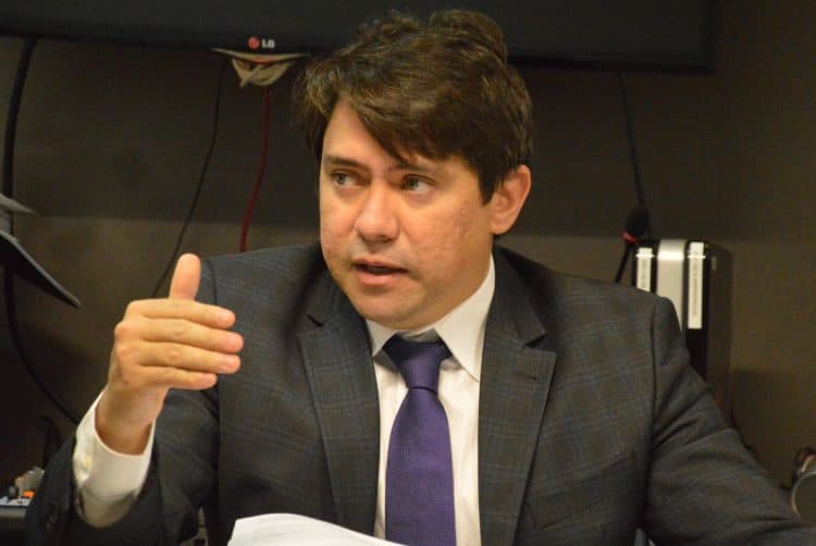 ‘Armas terminarão nas mãos dos bandidos’, diz procurador do MPF-RN após decreto