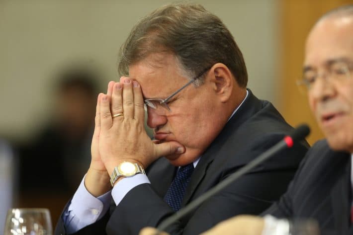 Ex-assessor entrega ao STF extratos da suposta devolução de salário para família de Geddel