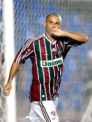 Ex-jogador da Seleção, Roni é preso em Brasília em operação da Polícia Civil do DF