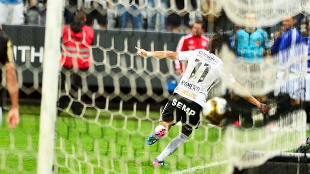Corinthians empata com a Ponte e conquista o Paulistão