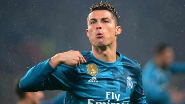 Cristiano Ronaldo faz golaço de bicicleta, e Real Madrid atropela a Juventus em Turim