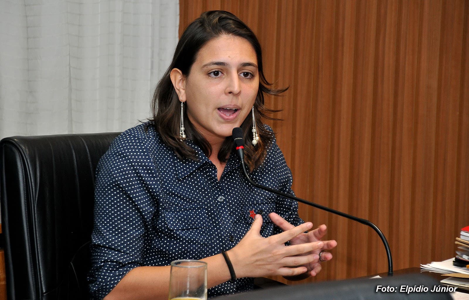 Vereadora Natália Bonavides solta nota de esclarecimento sem falar em Maurílio Pinto "discursos de ódio contra defensores de direitos humanos não são capazes de me abalar"
