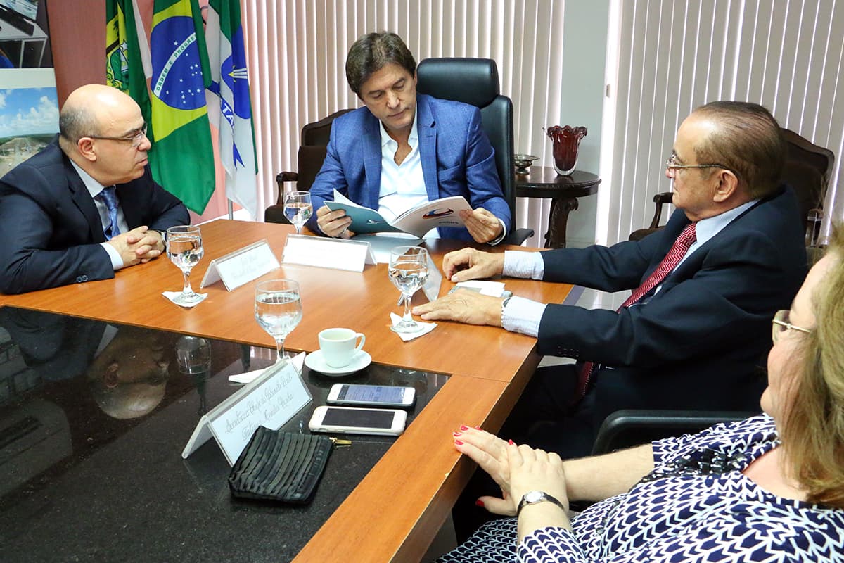 Governador recebe grupo SERHS e mostra investimentos para fortalecer turismo