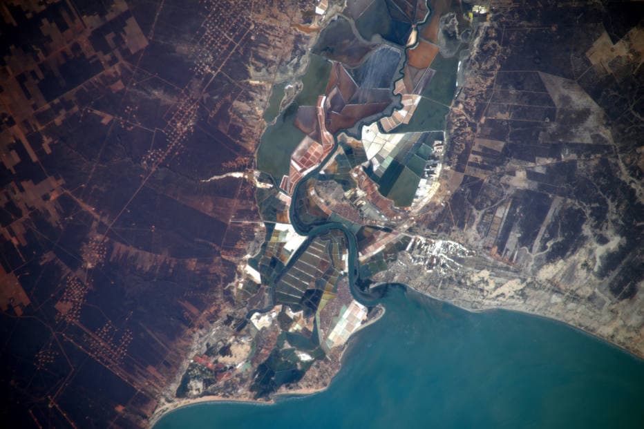 MAGNÍFICO: Astronauta publica foto da costa potiguar vista do espaço