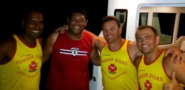Pastor Valdemiro Santiago é resgatado de barco à deriva em SP