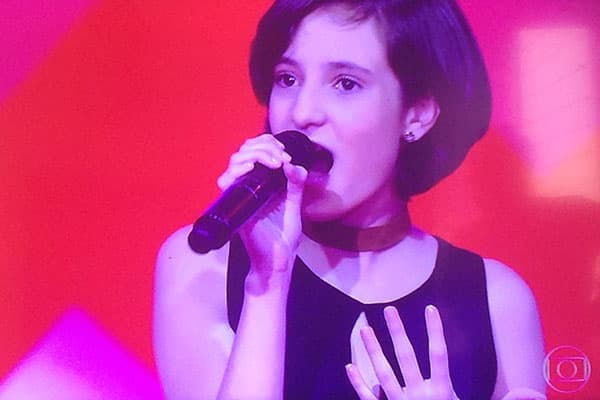 Natalense Mila Marinho é aprovada nas audições do The Voice Kids