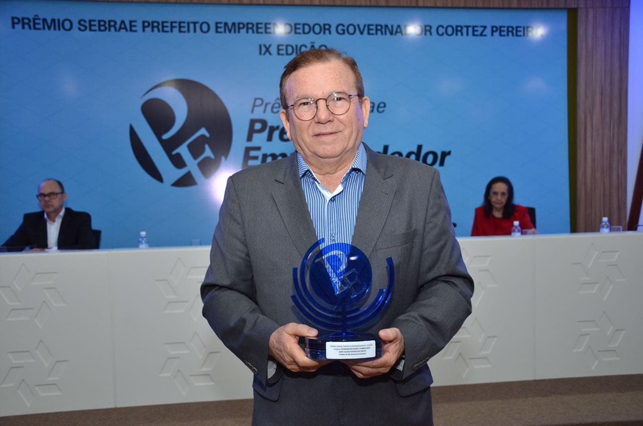 Jaime Calado recebe Prêmio Sebrae-RN Prefeito Empreendedor 2016