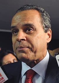 Henrique Alves recebeu quase R$ 16 milhões de empreiteiras envolvidas em desvios no Petrolão