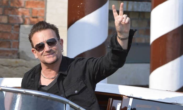Bono Vox ganhou mais ao investir no Facebook do que com décadas de U2
