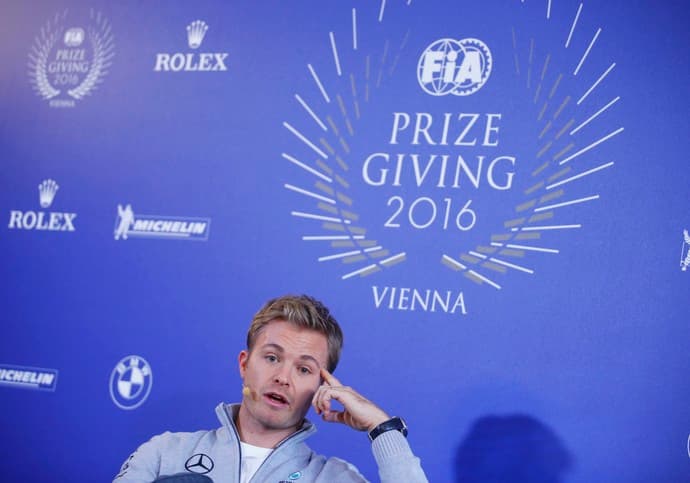 Campeão da F1, Nico Rosberg anuncia aposentadoria aos 31