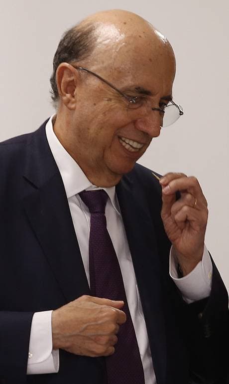 Ministro da Fazenda descarta aumento de impostos em 2016