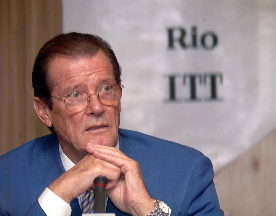 Morre o ator Roger Moore, o eterno James Bond, aos 89 anos