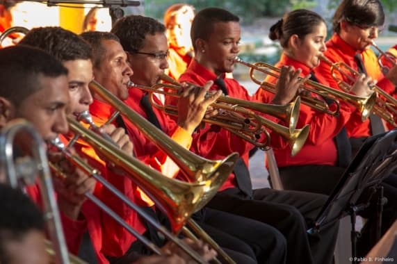 Programação do fim de semana em Natal tem música, teatro, exposição e Mercado de Pulgas; confira