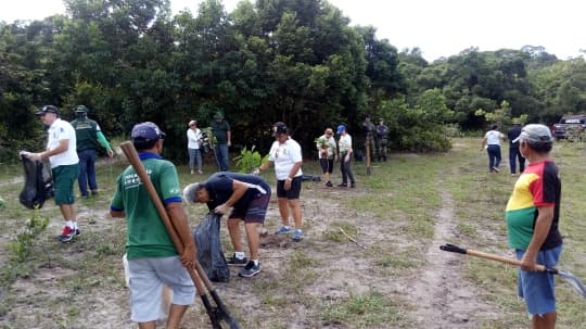 FOTO: Rio Pitimbu recebe mutirão de limpeza e plantio de mudas em ação da Semurb e voluntários