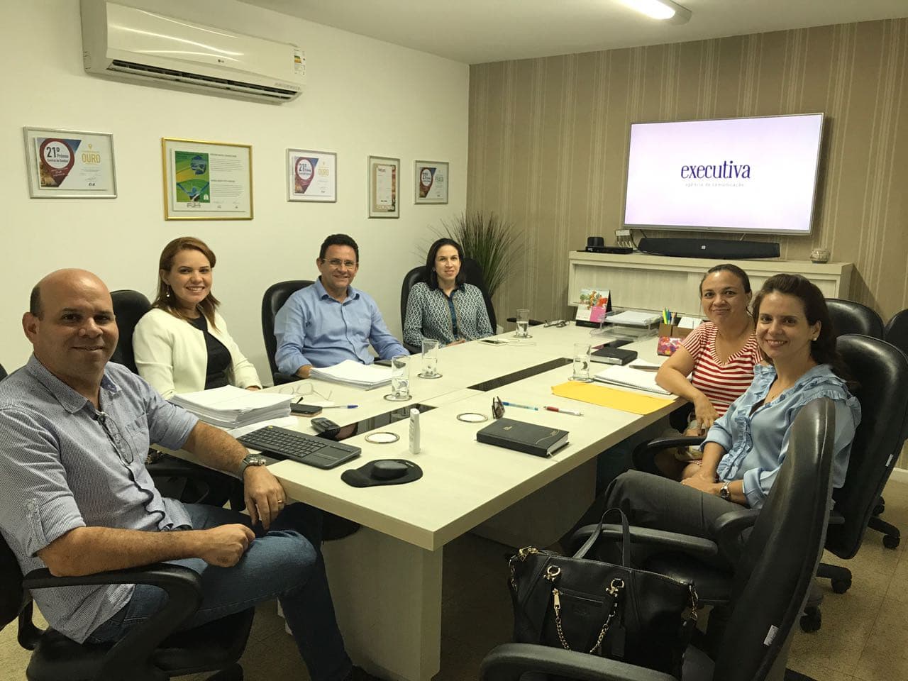 Detran apresenta ao MP nova campanha educativa #CurtoDirigirBem