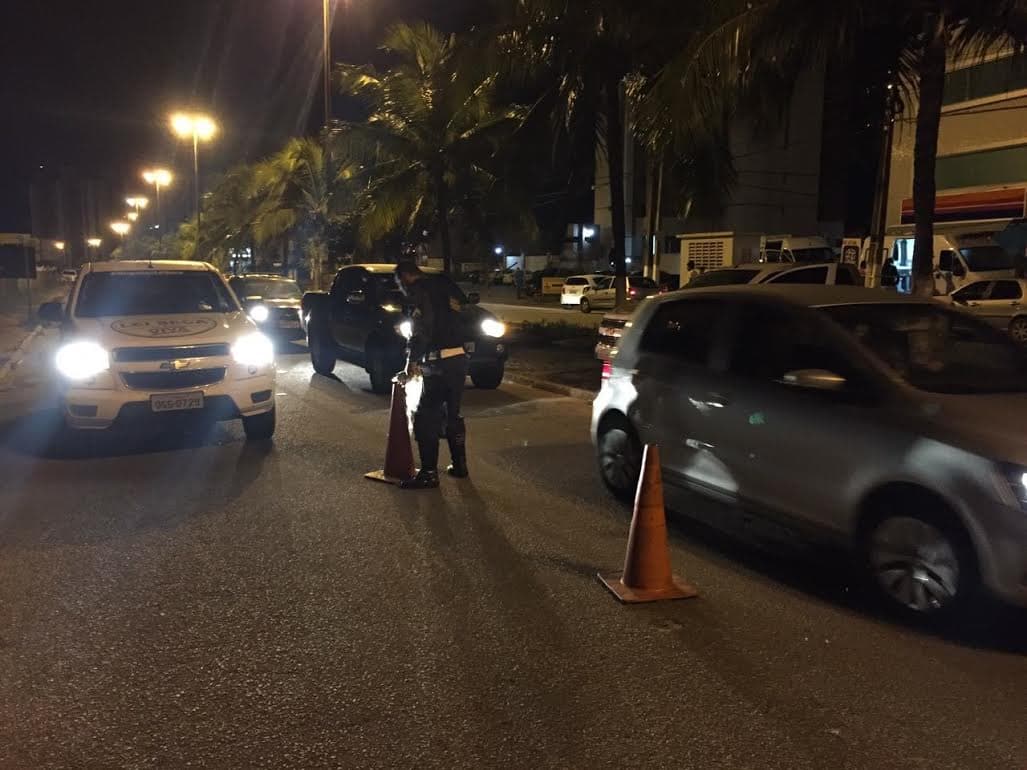 BARREIRAS EM NATAL E PARNAMIRIM: Lei Seca autua 128 condutores em quatro dias consecutivos de fiscalização