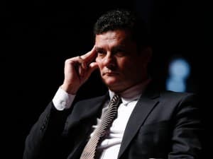 A cada cinco sentenças do juiz Sérgio Moro, uma é absolvição
