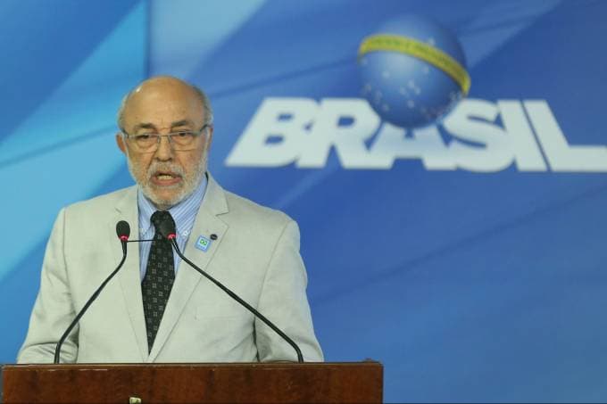 Ministro interino da Cultura de Temer pede demissão