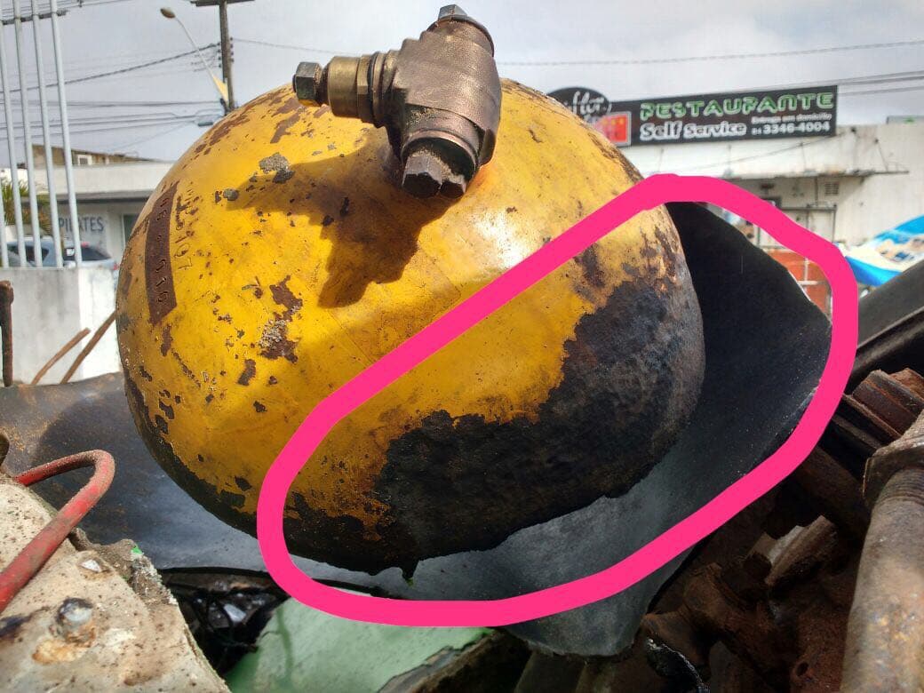 FOTOS - Explosão em posto de gasolina em Natal: negligência ou acidente?