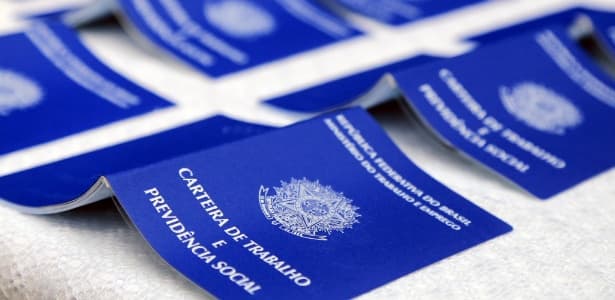 Brasil cria 9.821 vagas com carteira em junho, 3º mês com resultado positivo, e melhor semestre em três anos