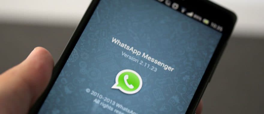 Demitida por WhatsApp, enfermeira ganha danos morais; valor da indenização será de R$ 10 mil