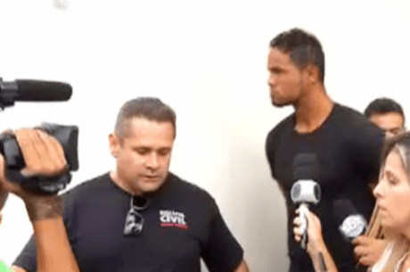 Justiça diminui pena do goleiro Bruno