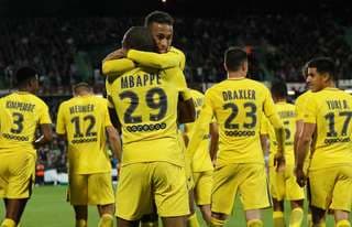 Neymar brilha, Mbappé é decisivo em estreia, e PSG vence 5ª