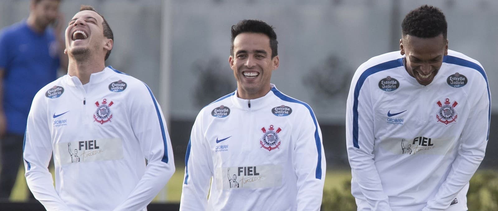 CORINTHIANS: Potiguar Rodriguinho defende Jô e diz que, se faz gol irregular, não admite