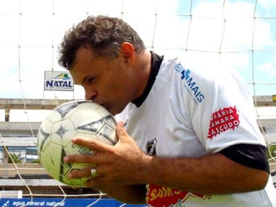ABC emite nota de pesar pelo falecimento do ex-jogador Dedé de Dora