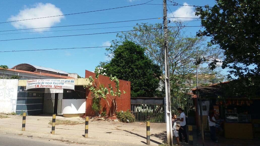 FOTOS: Escola Municipal de Natal está abandonada há mais de um ano