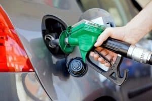 Petrobras anuncia queda no preço da gasolina e do diesel