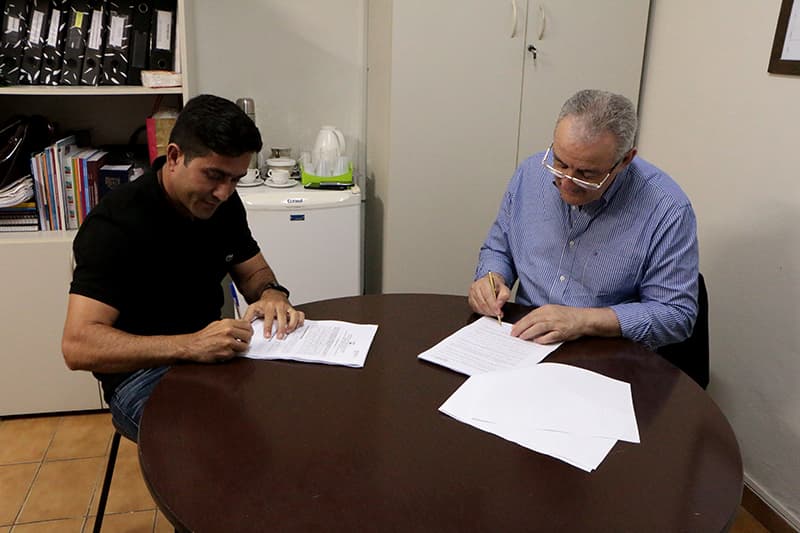 Governo assina ordem de serviço para 40 novos leitos de UTI’s em Natal e Mossoró