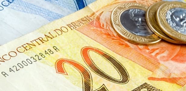 Temer assina decreto que estabelece em R$ 954 valor do salário mínimo em 2018; R$ 31,80 ao dia, e R$ 4,34 por hora
