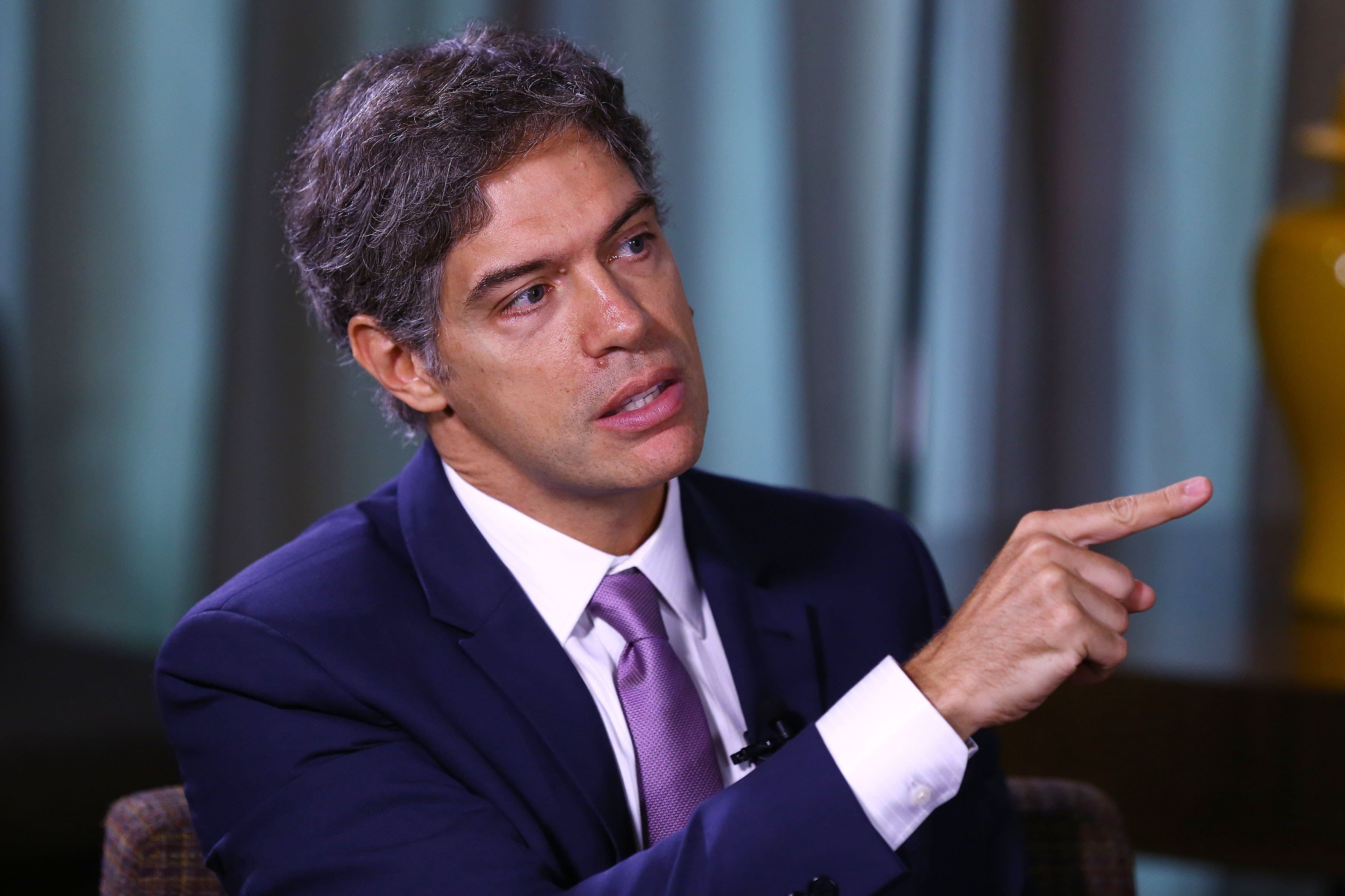 "Nem mesmo um novo escândalo será capaz de barrar a economia", avalia o economista Ricardo Amorim