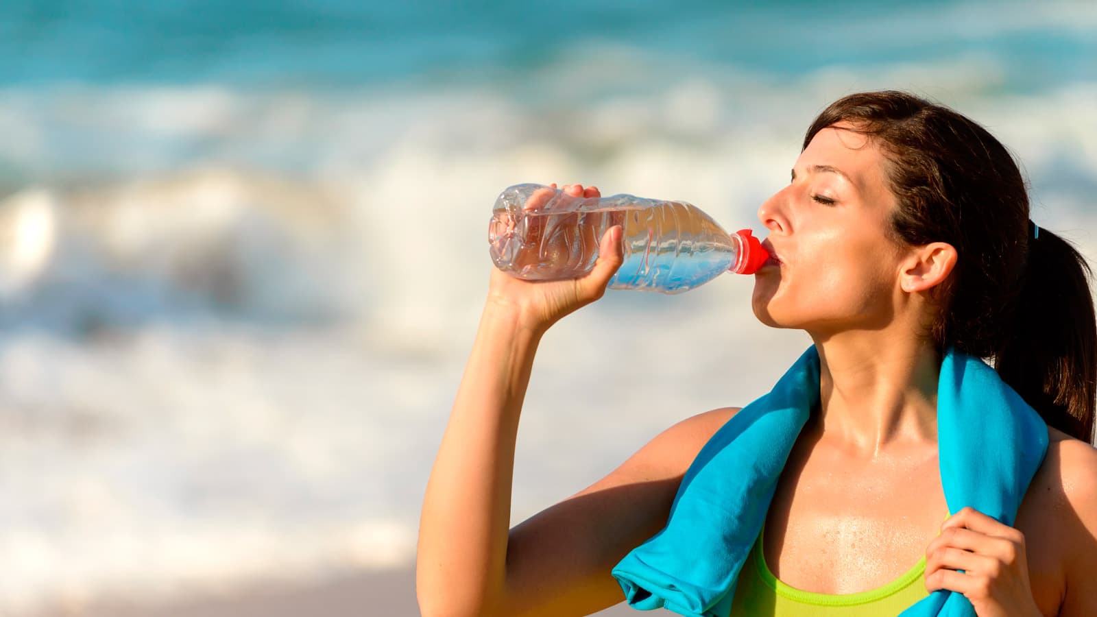 Beber água mineral pode ajudar no "Projeto Verão"