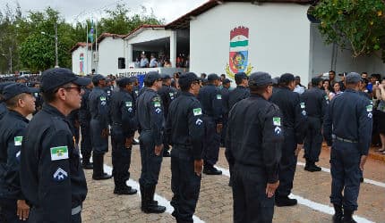 PMs não exigem apenas salários atrasados; confira principal reivindicação para tropa voltar às ruas