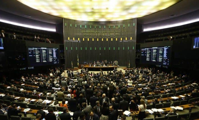 Governo quer marcar para terça-feira votação da reforma da Previdência