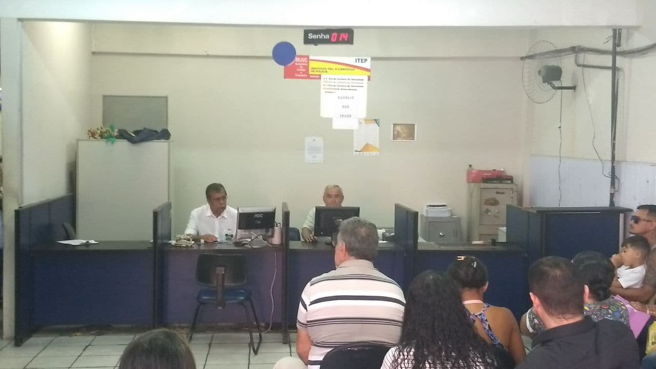 Agendamento eletrônico para emissão de identidades chega a central do Alecrim