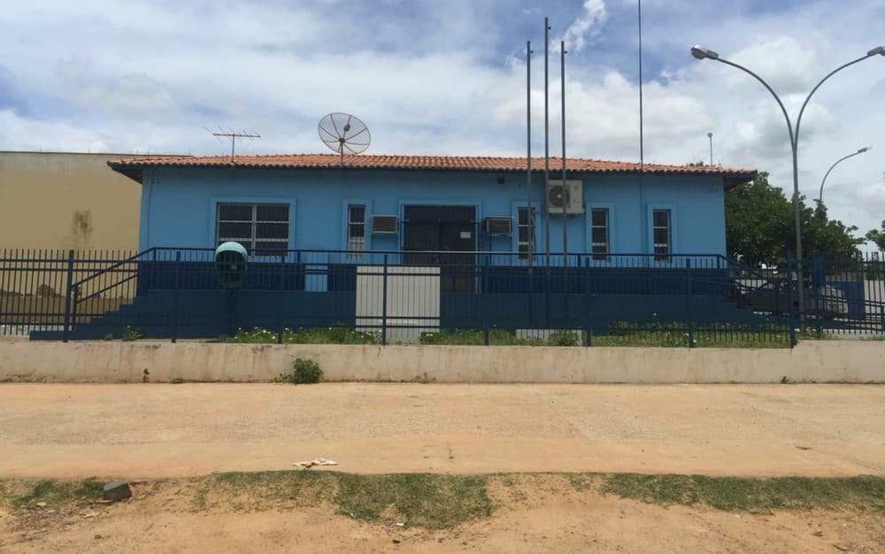 CASO DE POLÍCIA NA BA: Mãe leva bebê para encontro em motel e esconde criança sob a saia ao ser abordada