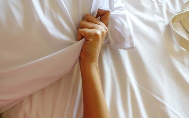 Autodenominada "bruxa da vagina" promete melhorar a vida sexual de mulheres