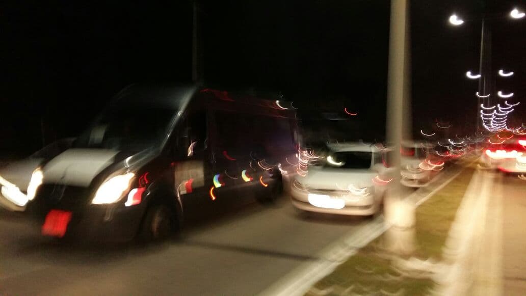 FOTOS: Congestionamento na Via Costeira