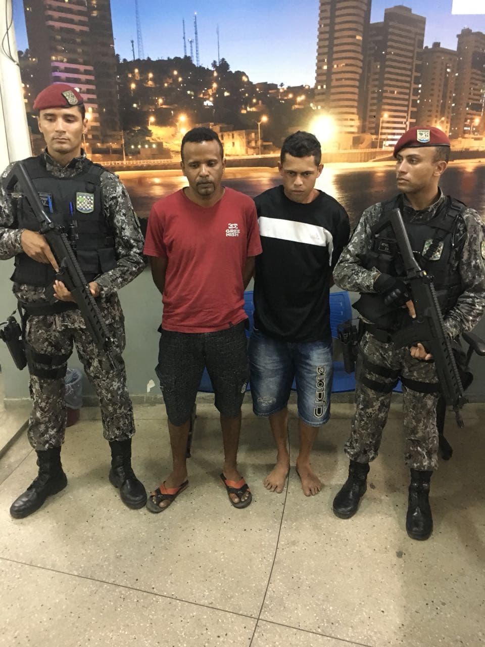 FOTOS: Foragido dispara contra Força e é preso em Natal