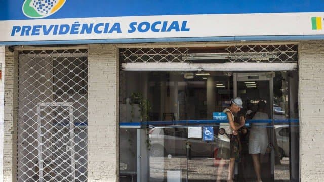 UTILIDADE PÚBLICA: Nova calculadora do INSS permite saber quanto tempo falta para a aposentadoria