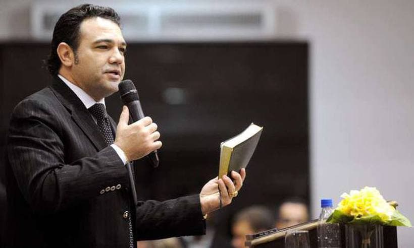 Feliciano diz que esquerdista demora a morrer porque bala não acha cérebro