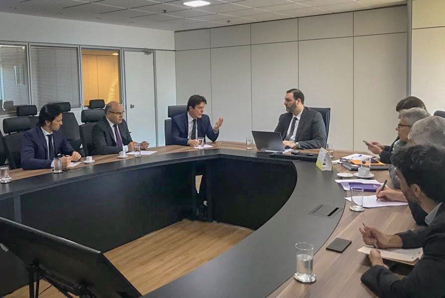 Em Brasília, Robinson trata da liberação de R$ 100 milhões para a Segurança Pública e discute operações de crédito