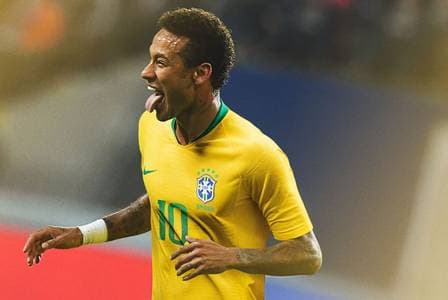 ‘Neymar deveria parar de palhaçada', escreve campeão mundial de 1990