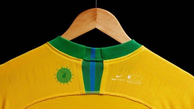 FOTOS: Com Neymar, Coutinho e outros astros, CBF divulga uniformes do Brasil para a Copa