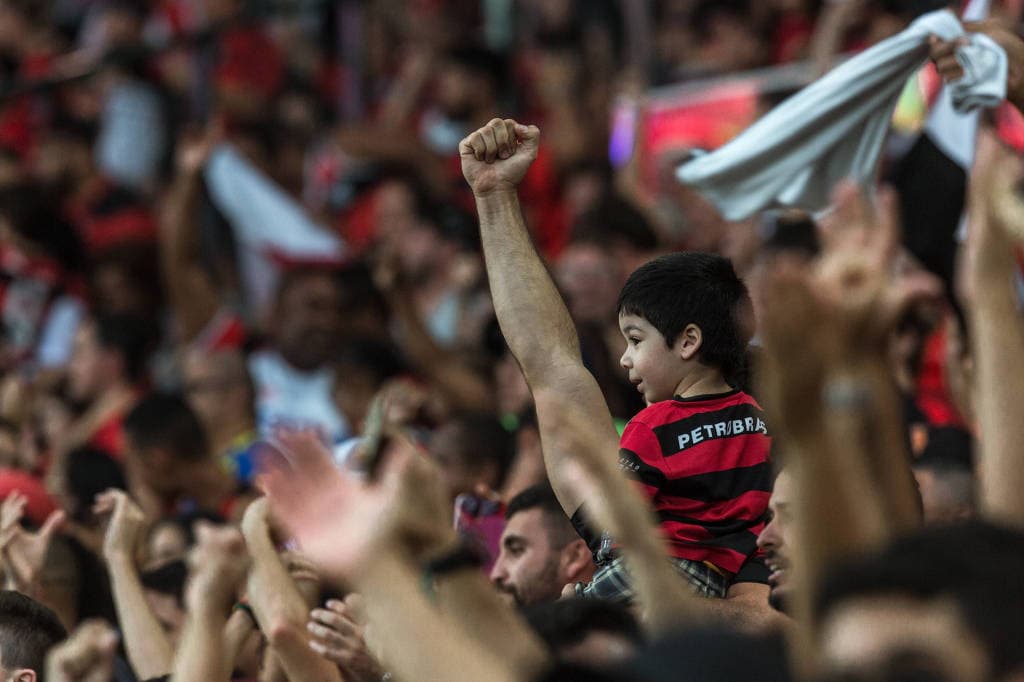 Nordeste e Norte dão liderança ao Flamengo em pesquisa Datafolha; rubro-negro está tecnicamente empatado com o Corinthians no limite da margem de erro