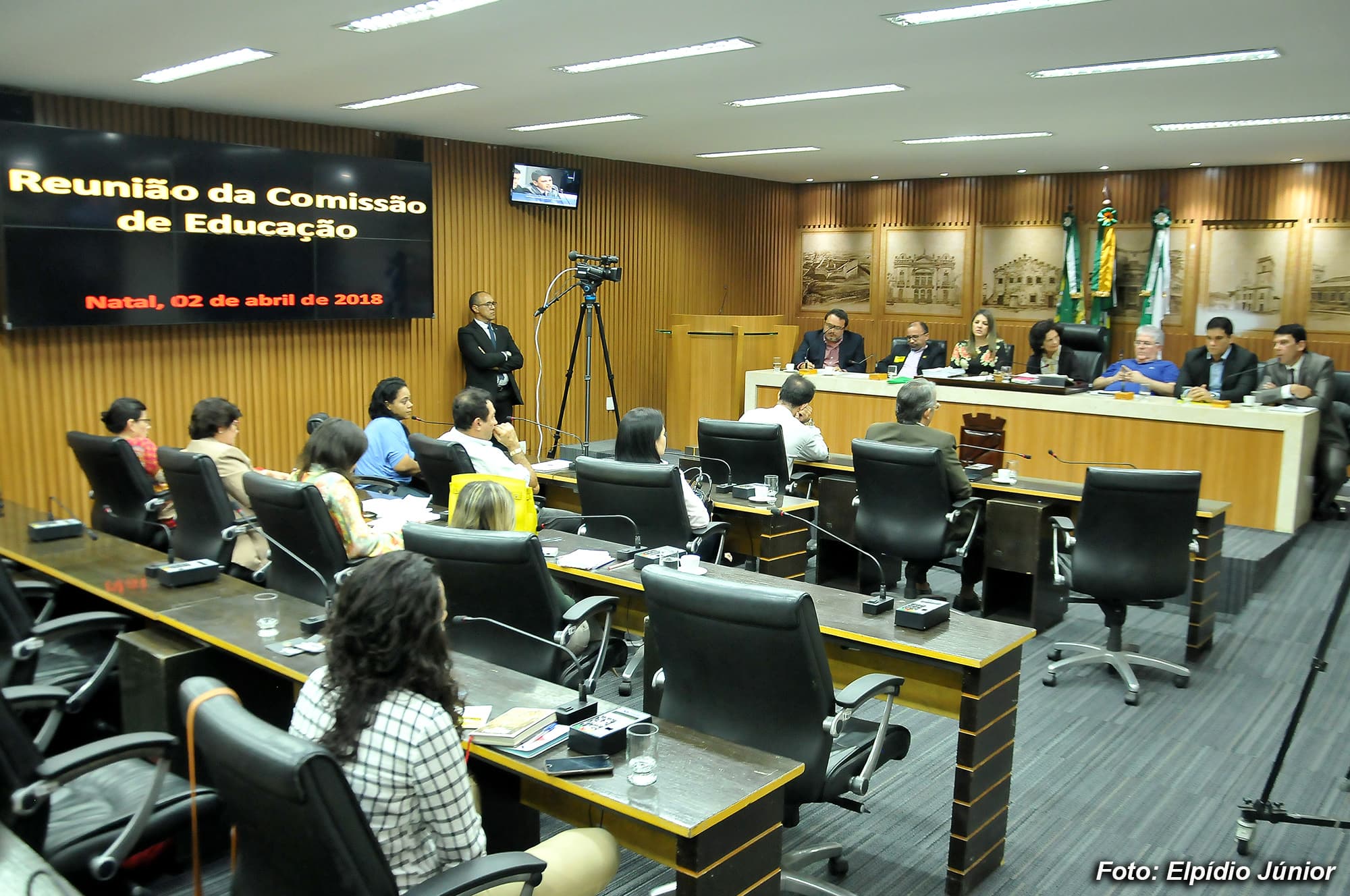 Marcada para maio apresentação de plano para quitar dívidas dos terceirizados da Educação em Natal