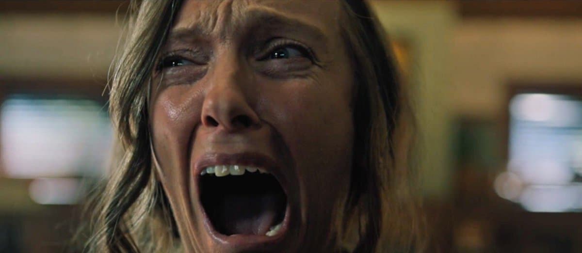 Famílias saem em pânico de cinema, após exibição de trailer do ‘pior filme de terror dos últimos anos'